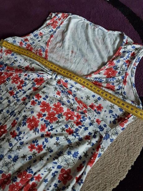 Biele viskózové šatky s kvietočkami vel.m, m