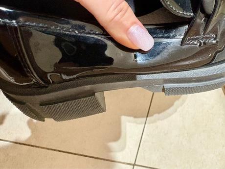 Čierne lakované loafers, 36