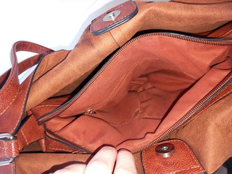 Hnedá kabelka do ruky s prídavným ramienkom, 