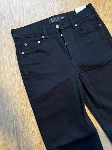 Rifle & other stories, 36