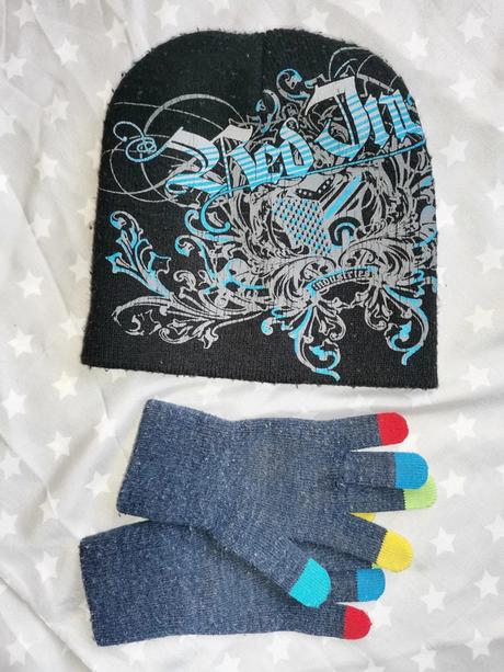 Čiapka a rukavice, kik,122