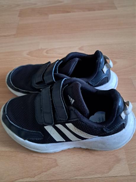 Botasky, adidas,33