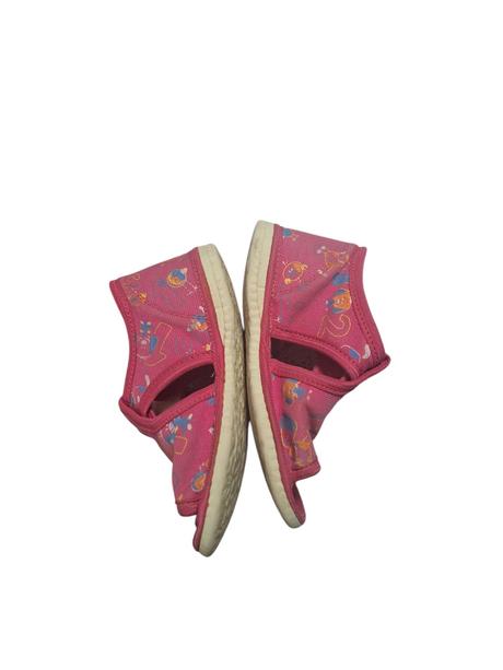 Dievčenské papučky s otvorenou špicou, 23