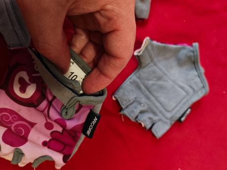 Cyklistické rukavice, 158