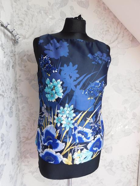 Luxusny velmi pekny top/bluzka, 36