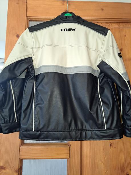 Chlapčenská koženka, 140