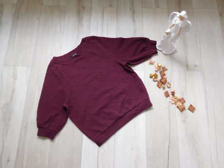 Bordo vínová pružná mikinka s,, s