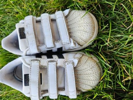 Darujem adidas superstar 27, adidas,27