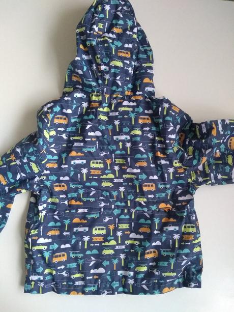 Tenká bunda 3-4 roky, tu,104