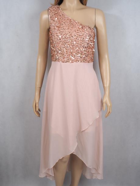 Kvalitné elegantné šaty, 38