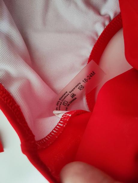 Dievčenské plavočky, 92