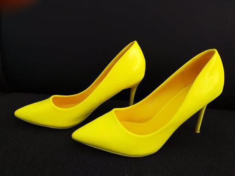 Lakované lodičky, 40