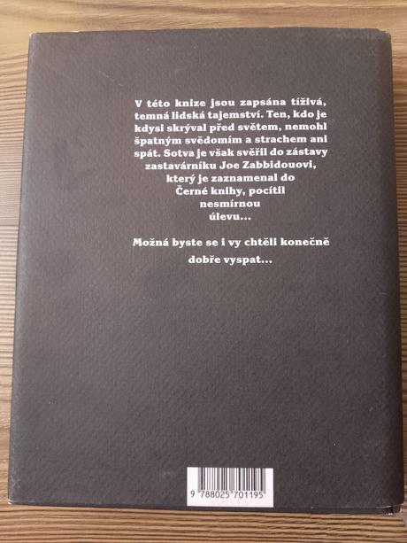 Fiona e. higginsová - černá kniha tajemství, 