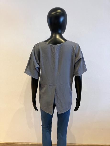 Dámska sivá blúzka s rozparkom f&f (38), f&f,m