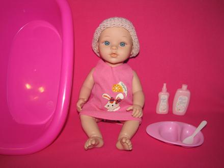 Bábika s príslušenstvom, 