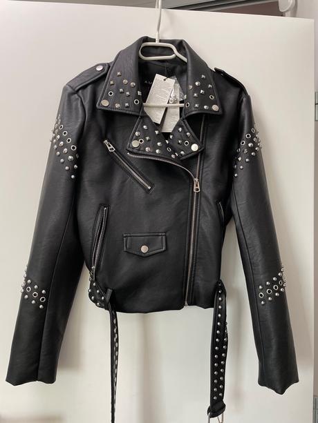 Koženkovým búnda m, m