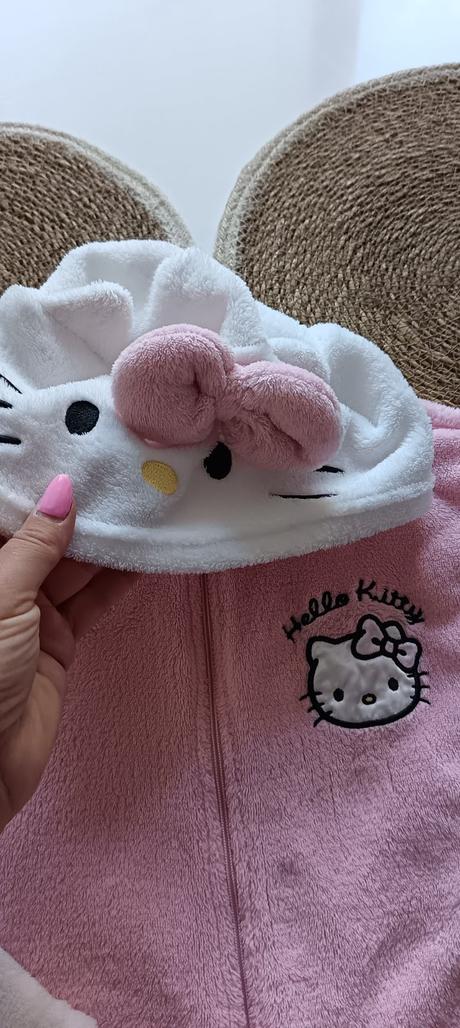 Overal hello kitty, h&m,140