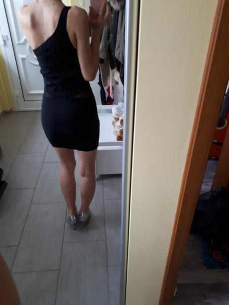 Krásne čierne mini šaty, tally weijl,xs