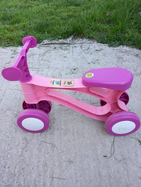 Detské odrážadlo,