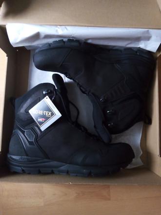 Kanady gore-tex - nové, 44