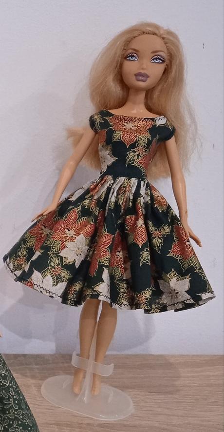 Vianočné šaty pre barbie, 