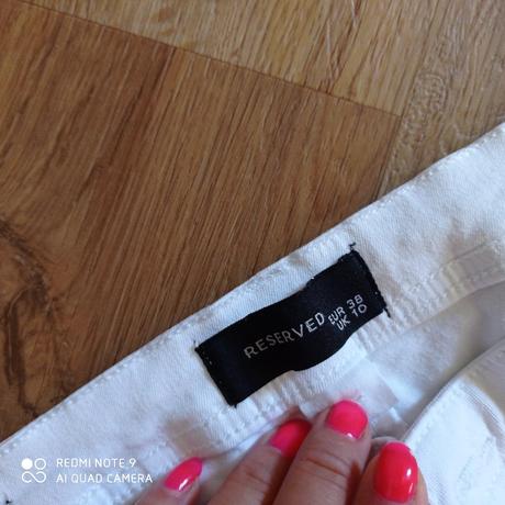 Výpredaj vecí zmena veľkosti, m