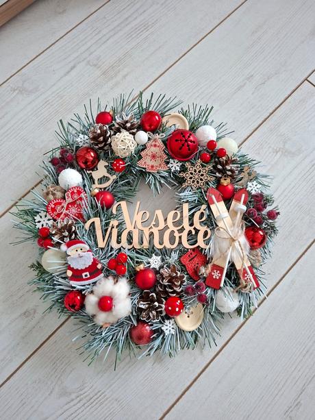 Vianočný venček červený,