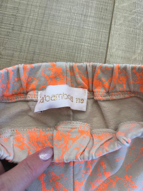 Teplákové šortky la bambola, 110