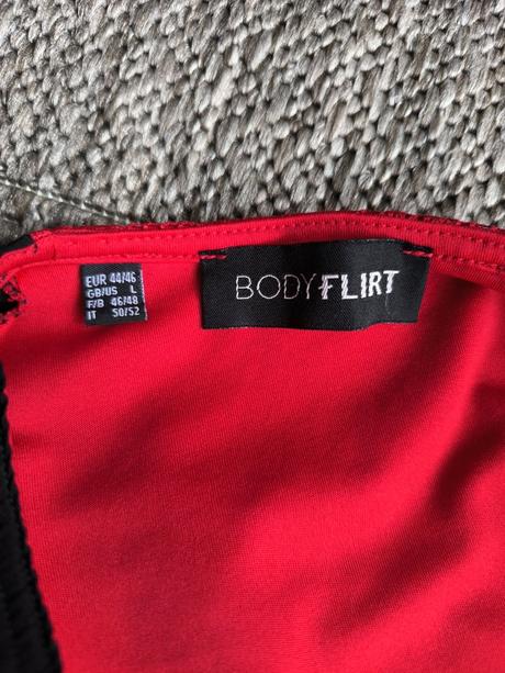 Vianočné šaty, 46