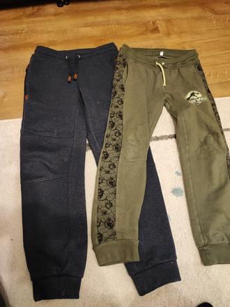 Tepláky 134, 122–134