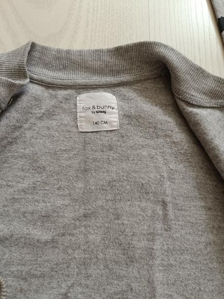 Šedá mikina na zips s dinosaurami, sinsay,140