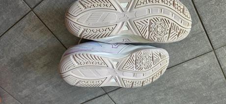 Tenisky na volejbal, mizuno,40