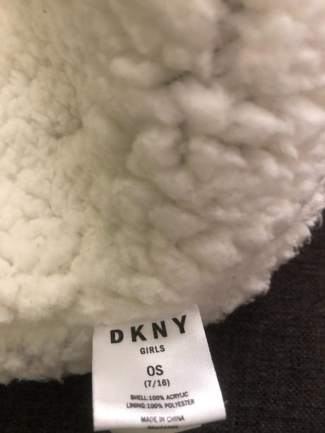 Čiapka, dkny,s