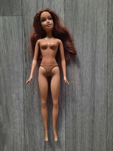 Barbie mattel bruneta, 