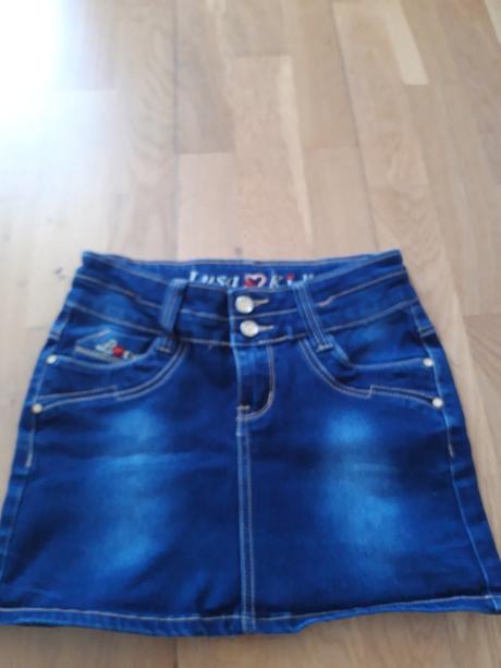 Dievčenská riflova sukňa, 146