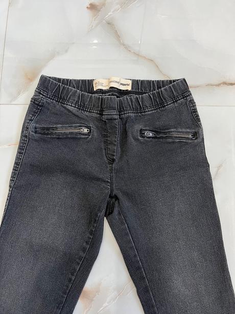 Džegínsy, pepperts,152