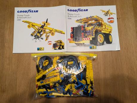 Stavebnica dump truck,