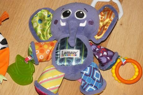 Prve hracky fisher price vyborny stav, 