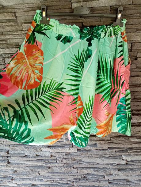 Ľahké kraťasy l/ xl, xl