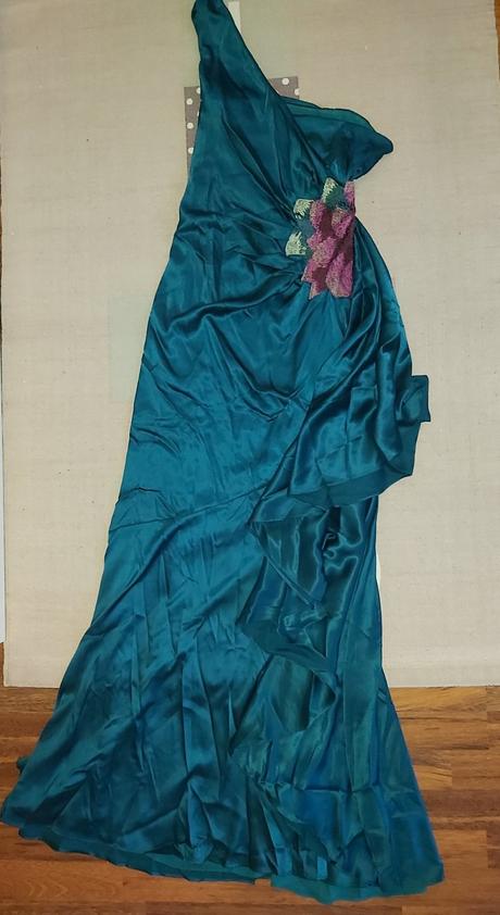 Luxusné hodvábne smaragdové šaty, mango,s