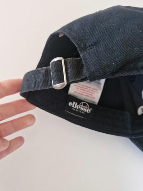 Šiltovka ellesse, 140