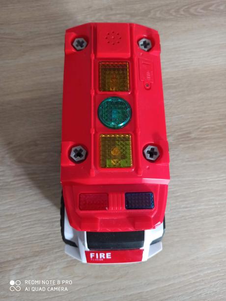 Hračky autá/traktory pre chlapčeka,