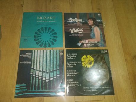 Rôzne vinylové platne, 