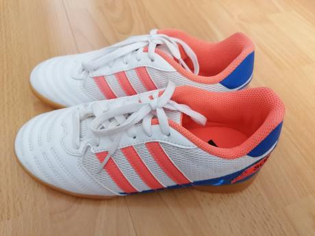 Futsalové tenisky, adidas,35