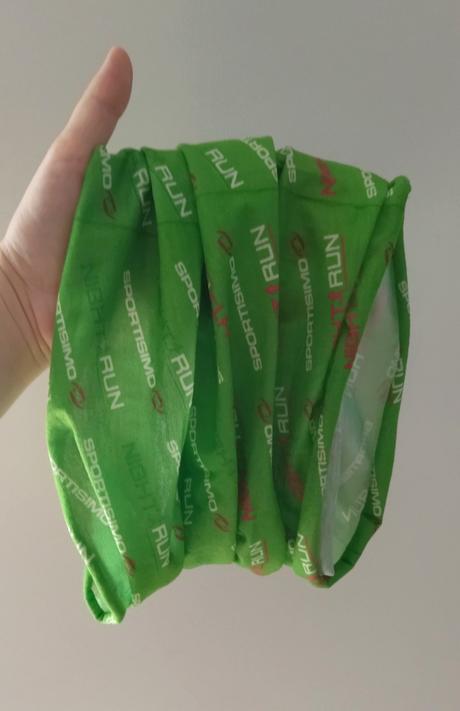 Športový nákrčník sportisimo, 