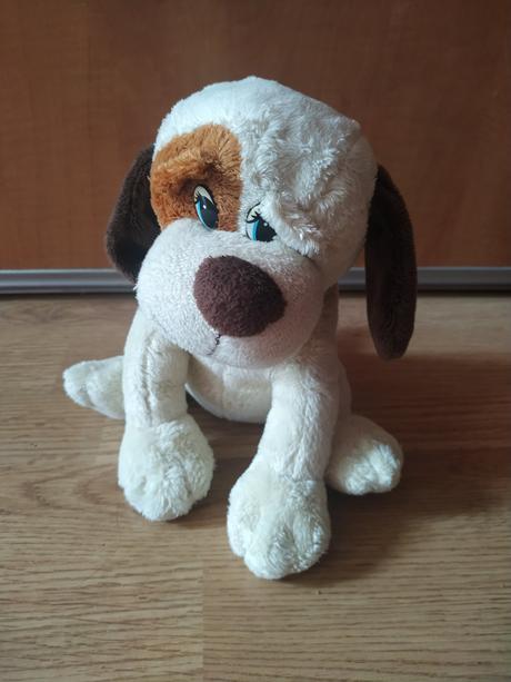 Pes - nový plyšák, 