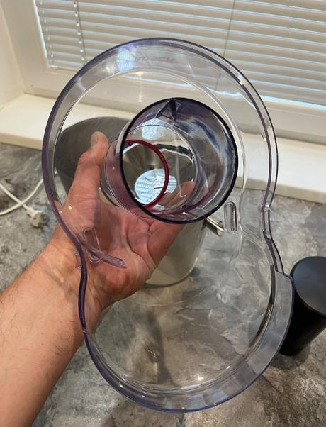 Odšťavovač bosch mes25a0 700w jujce2, bosch