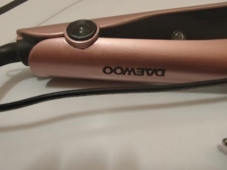 Žehlička na vlasy daewoo, 
