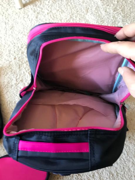 Školska taška-batoh, 