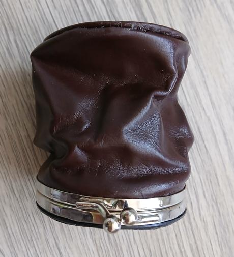 Penazenka so zrkadielkom, 